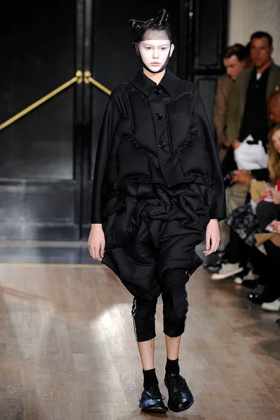 Look 5